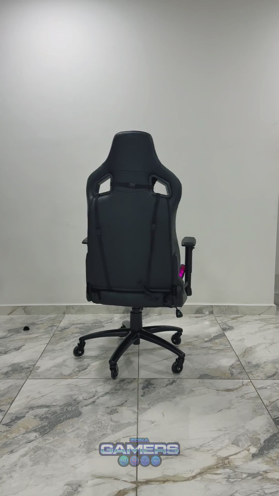 Silla gamer ULTIMATE Black con luces RGB + reposapiés y ruedas en silicona